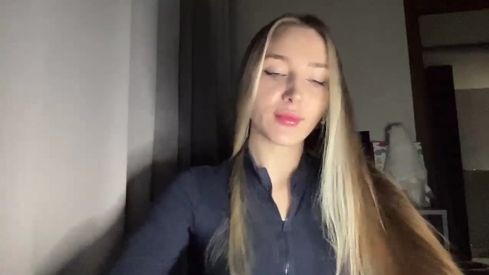Gallery image thumbnail from My_Diana's myfreecams stream on, 12/11/2024, 15:39 image 8 of 20