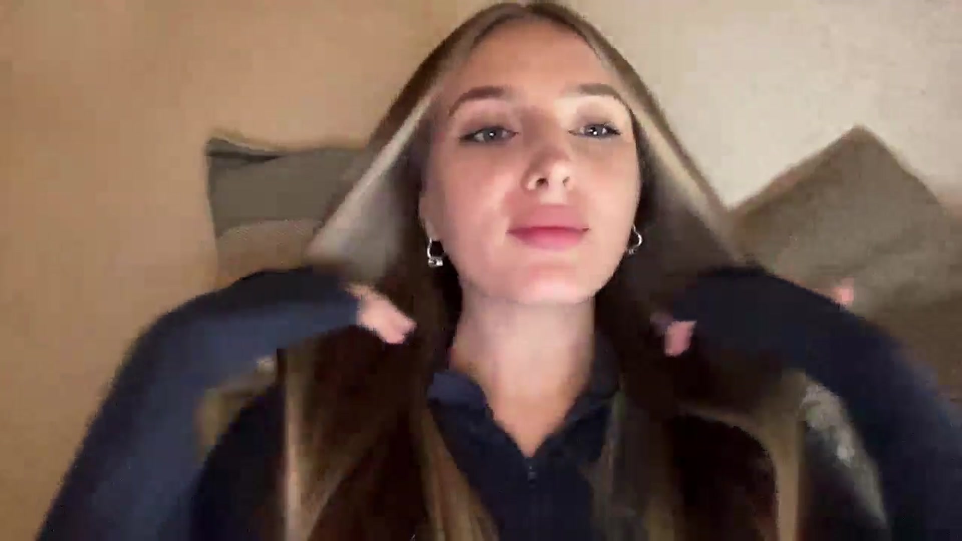 Gallery image thumbnail from My_Diana's myfreecams stream on, 12/11/2024, 22:32 image 11 of 20