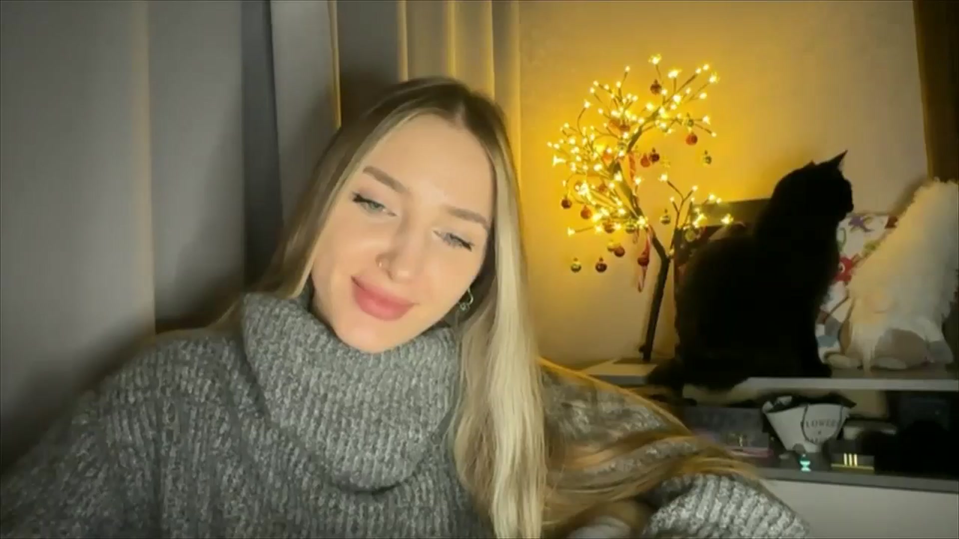 Gallery image thumbnail from My_Diana's myfreecams stream on, 12/14/2024, 16:26 image 1 of 20