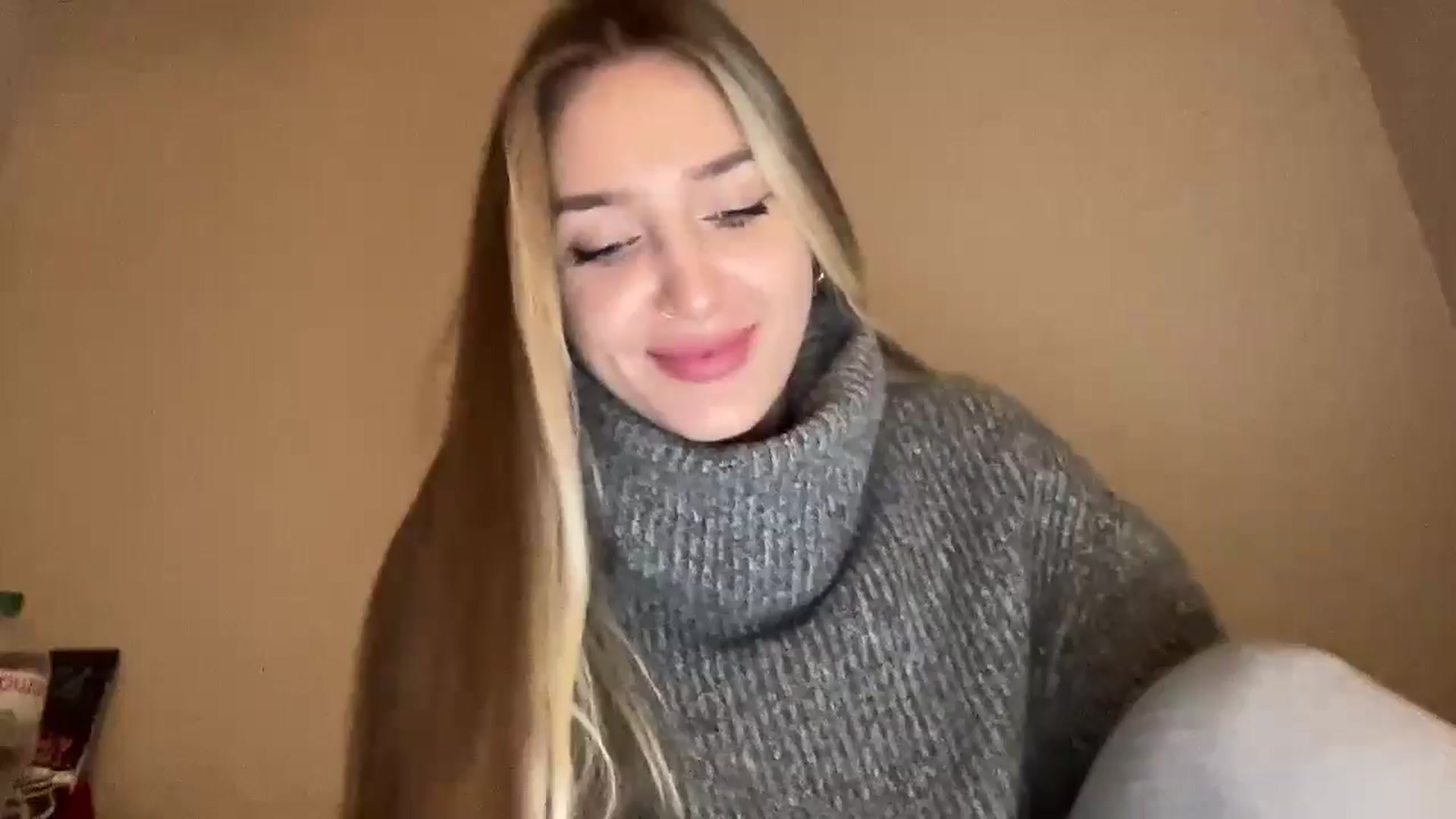 Gallery image thumbnail from My_Diana's myfreecams stream on, 12/14/2024, 16:49 image 19 of 20