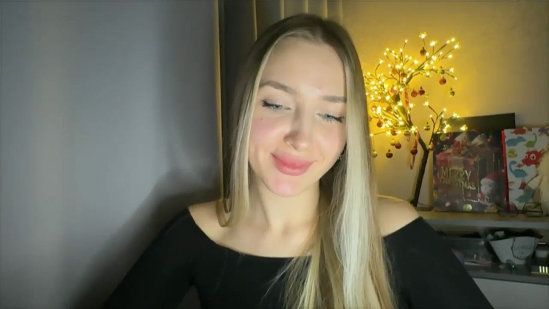 Gallery image thumbnail from My_Diana's myfreecams stream on, 12/14/2024, 22:50 image 16 of 20