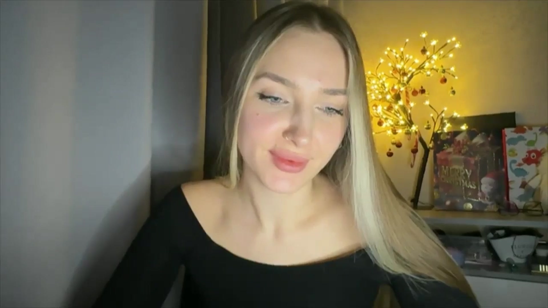 Gallery image thumbnail from My_Diana's myfreecams stream on, 12/14/2024, 22:50 image 13 of 20