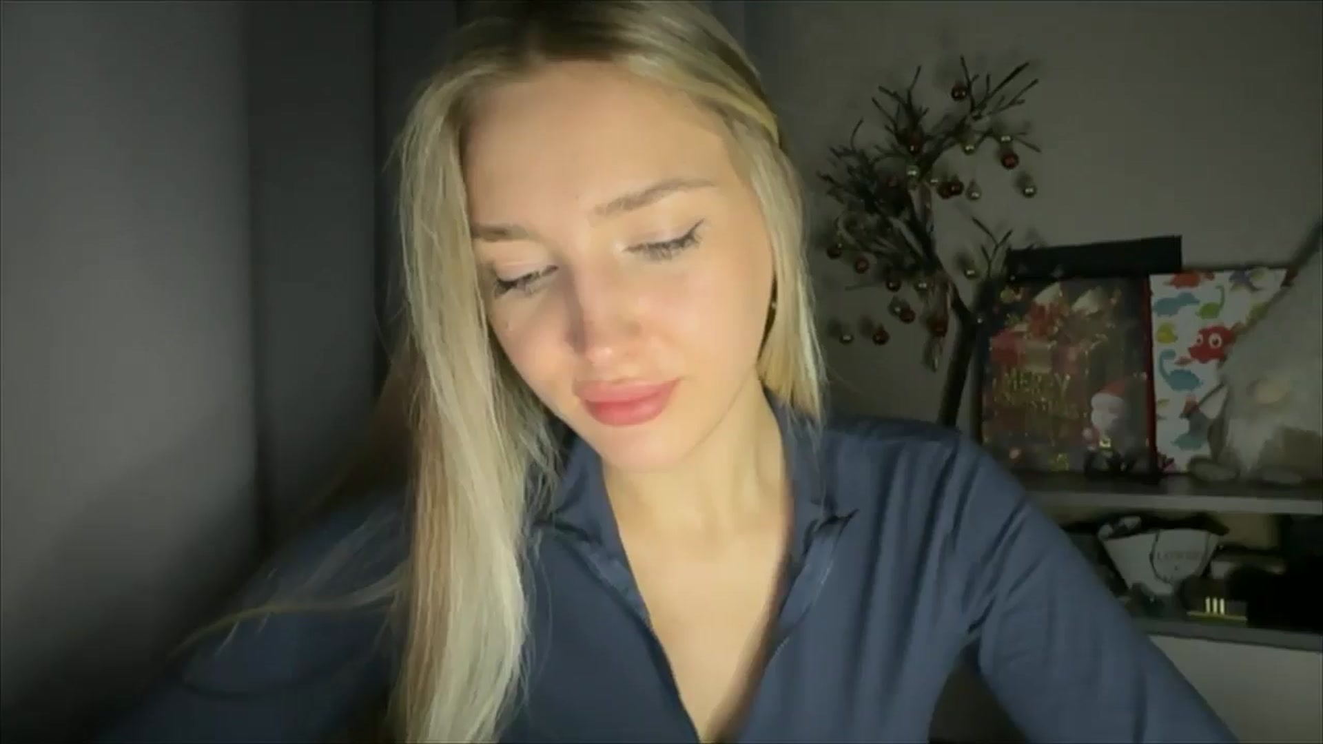 Gallery image thumbnail from My_Diana's myfreecams stream on, 12/15/2024, 16:57 image 13 of 20