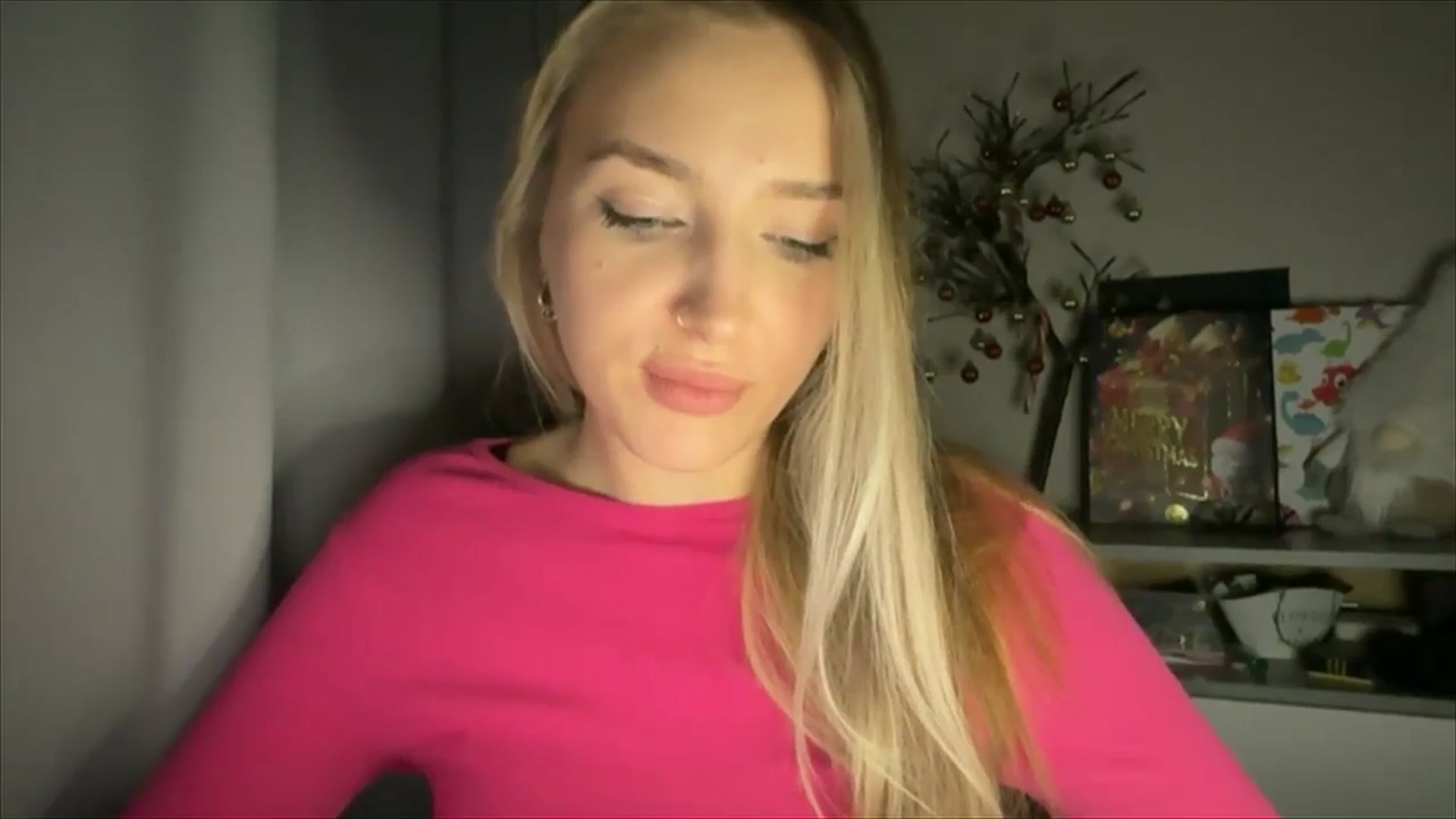 Gallery image thumbnail from My_Diana's myfreecams stream on, 12/15/2024, 23:05 image 11 of 20