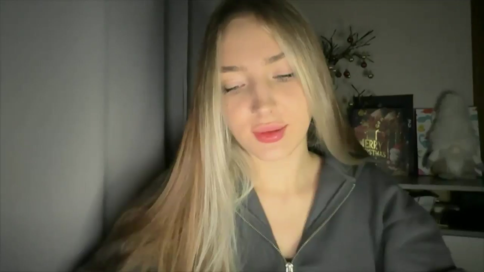Gallery image thumbnail from My_Diana's myfreecams stream on, 12/17/2024, 21:27 image 5 of 20