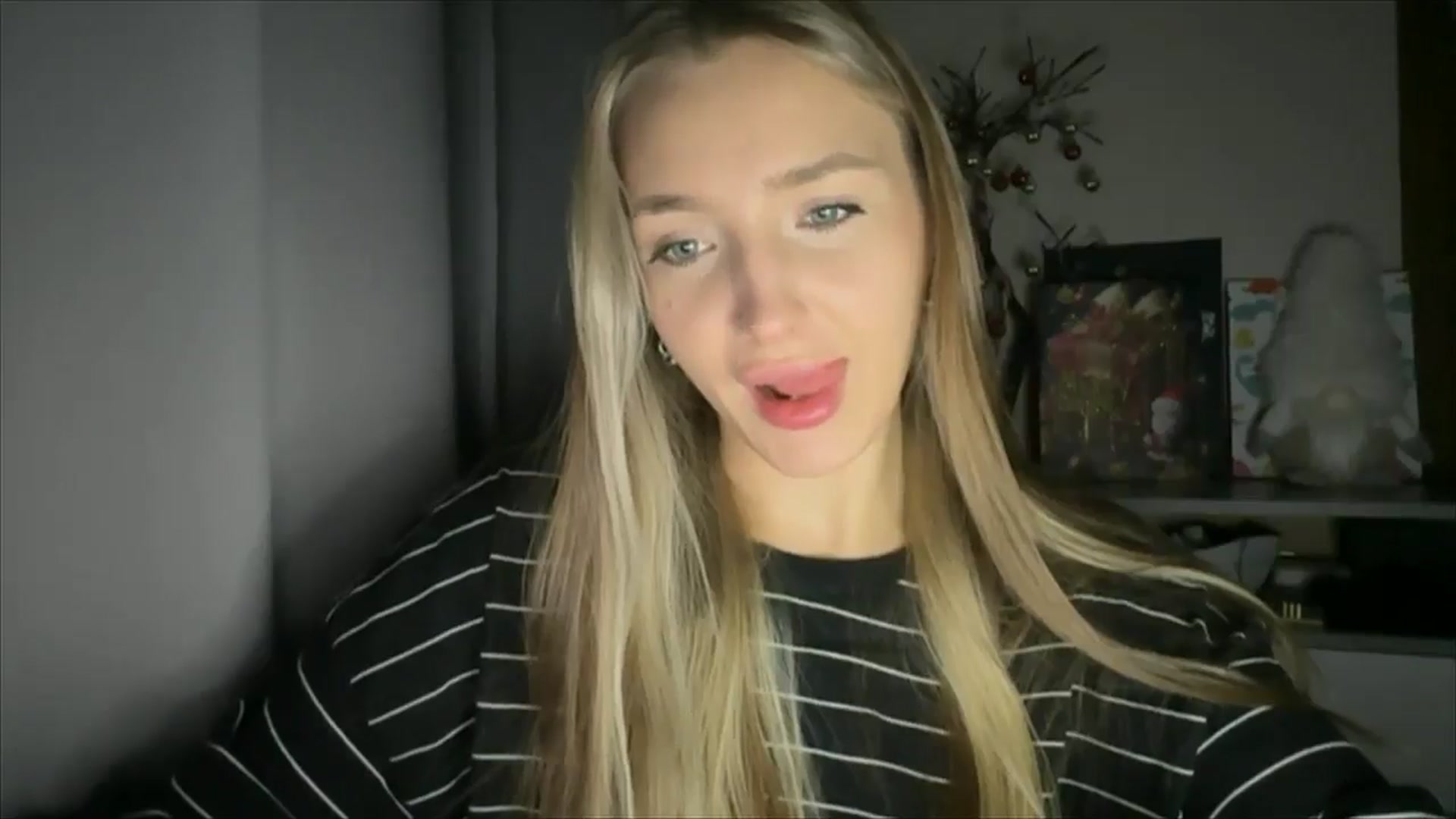 Gallery image thumbnail from My_Diana's myfreecams stream on, 12/19/2024, 14:34 image 2 of 20