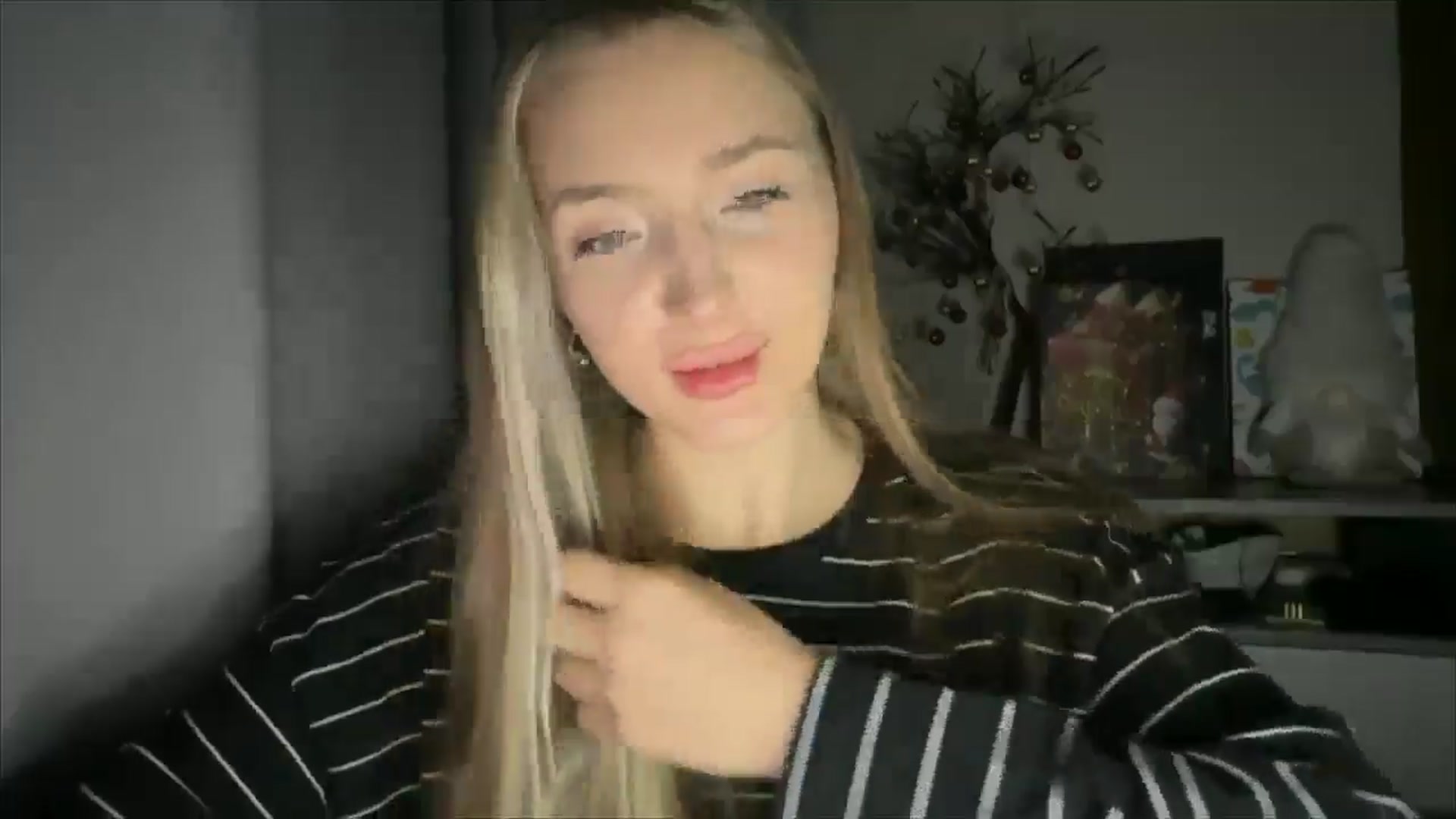 Gallery image thumbnail from My_Diana's myfreecams stream on, 12/19/2024, 14:34 image 3 of 20