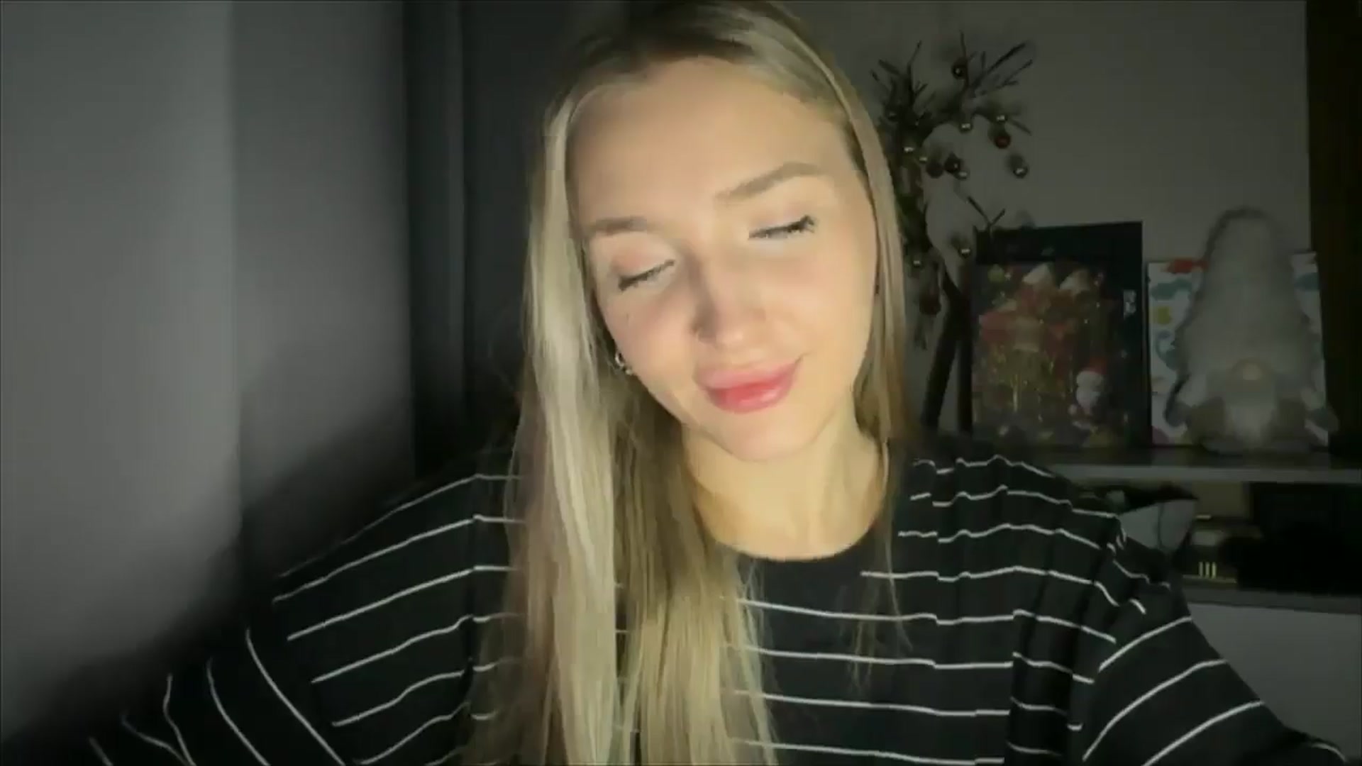 Gallery image thumbnail from My_Diana's myfreecams stream on, 12/19/2024, 14:34 image 8 of 20