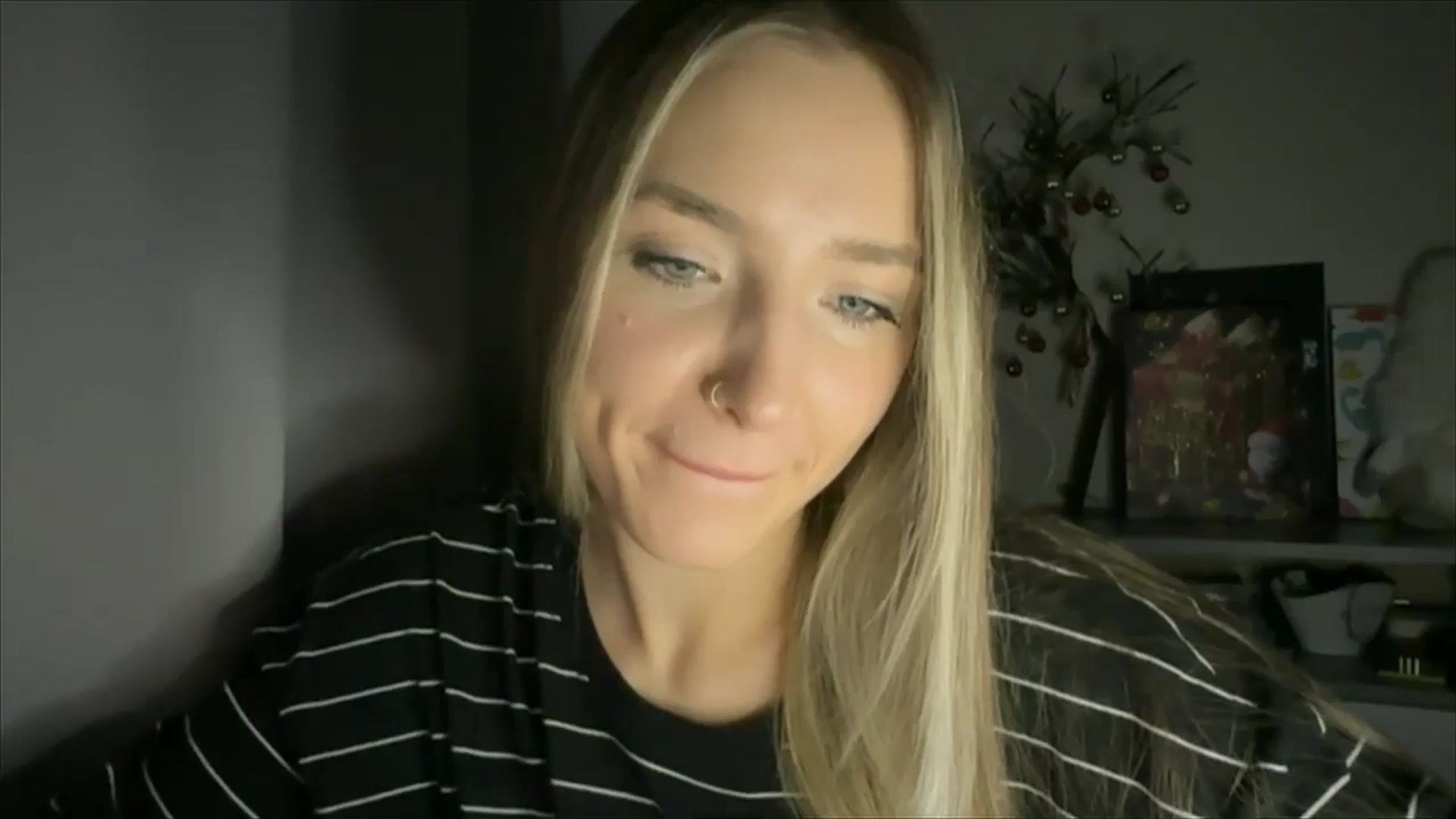 Gallery image thumbnail from My_Diana's myfreecams stream on, 12/19/2024, 15:25 image 14 of 20