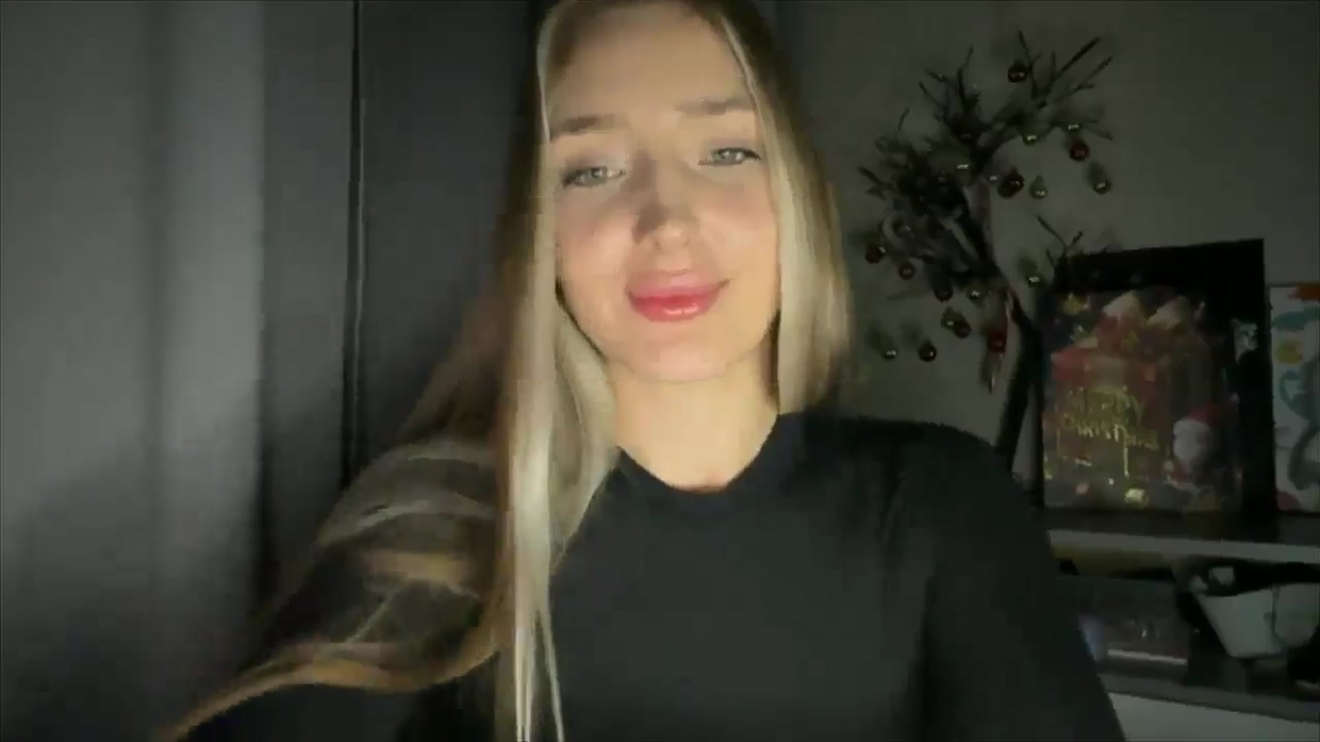 Gallery image thumbnail from My_Diana's myfreecams stream on, 12/19/2024, 22:45 image 10 of 20