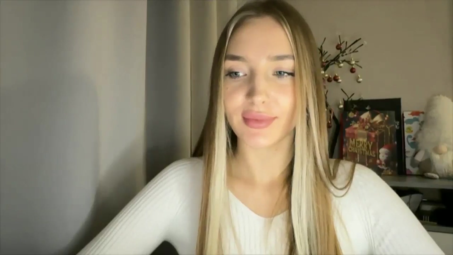 Gallery image thumbnail from My_Diana's myfreecams stream on, 12/20/2024, 16:04 image 10 of 20
