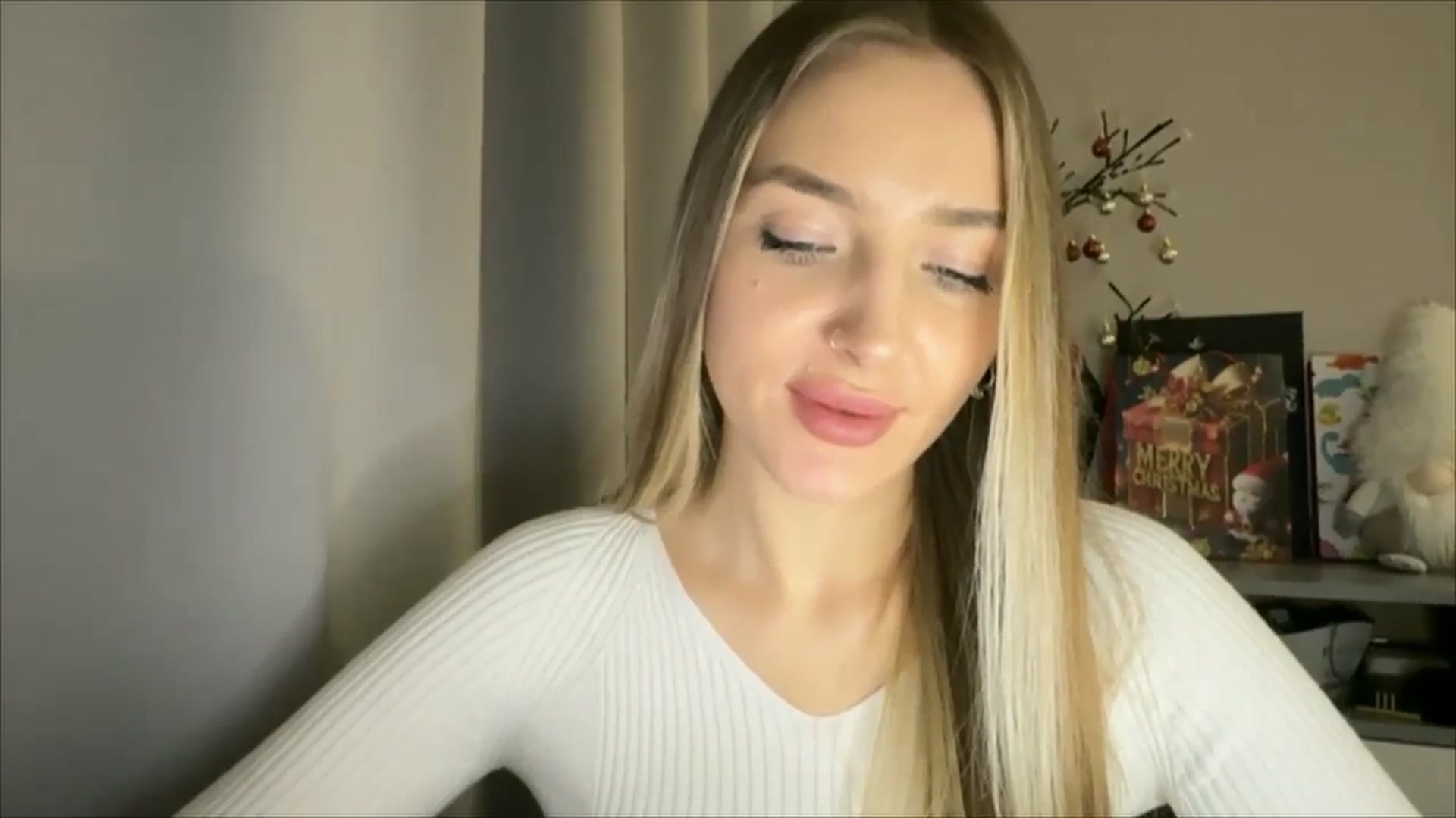 Gallery image thumbnail from My_Diana's myfreecams stream on, 12/20/2024, 16:04 image 12 of 20