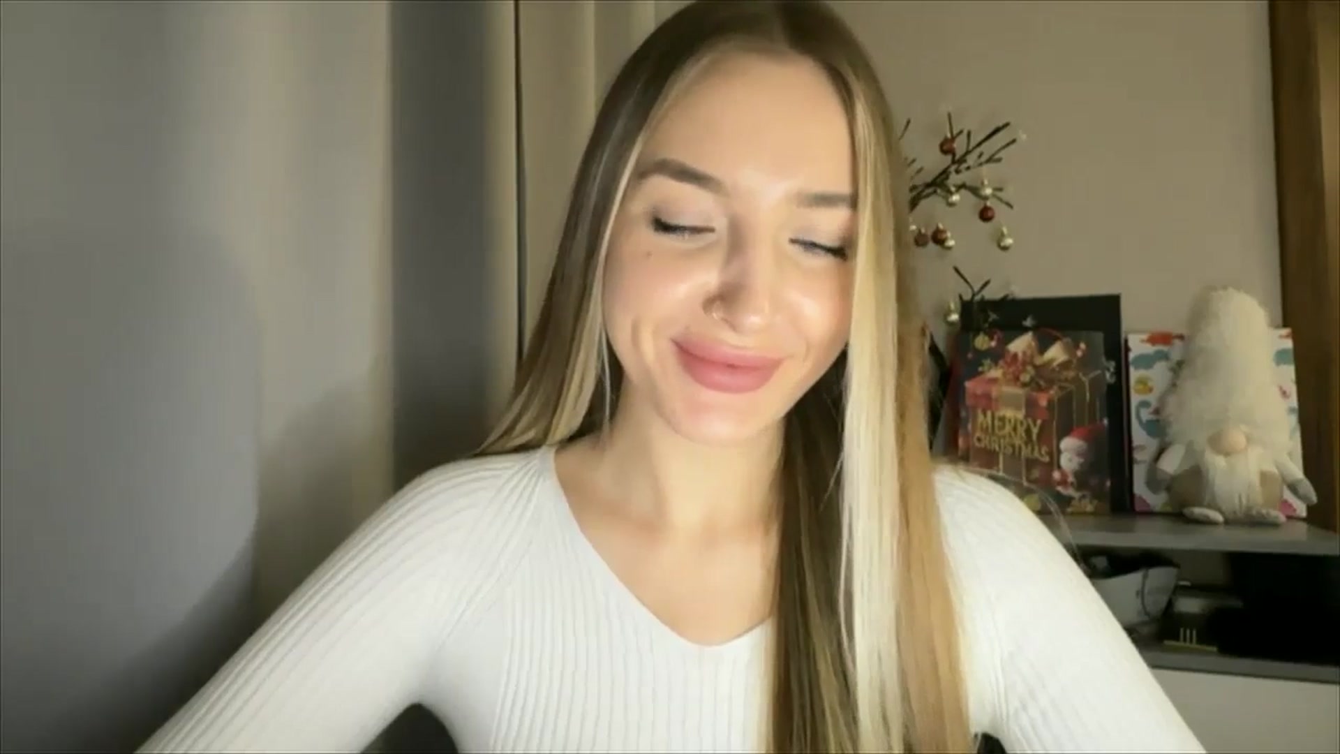 Gallery image thumbnail from My_Diana's myfreecams stream on, 12/20/2024, 16:04 image 5 of 20