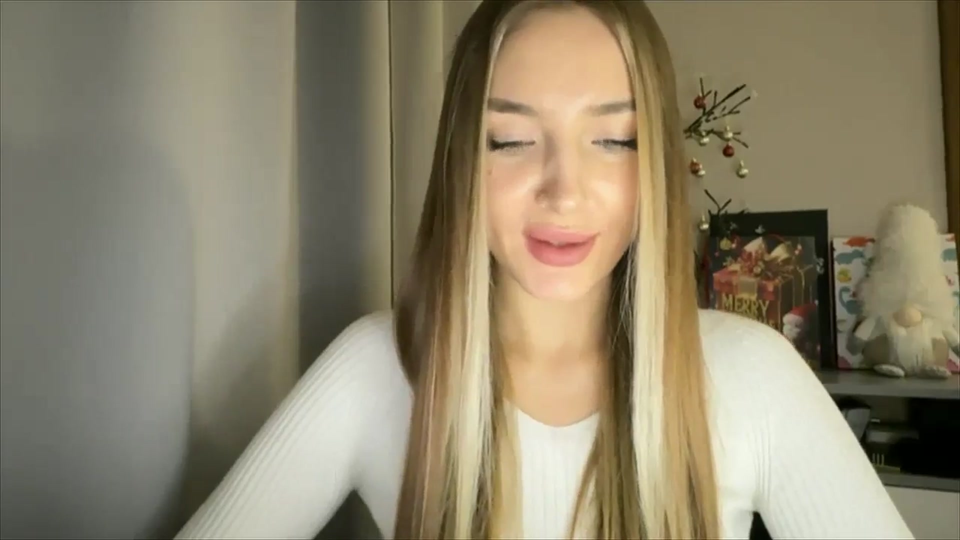Gallery image thumbnail from My_Diana's myfreecams stream on, 12/20/2024, 16:04 image 8 of 20