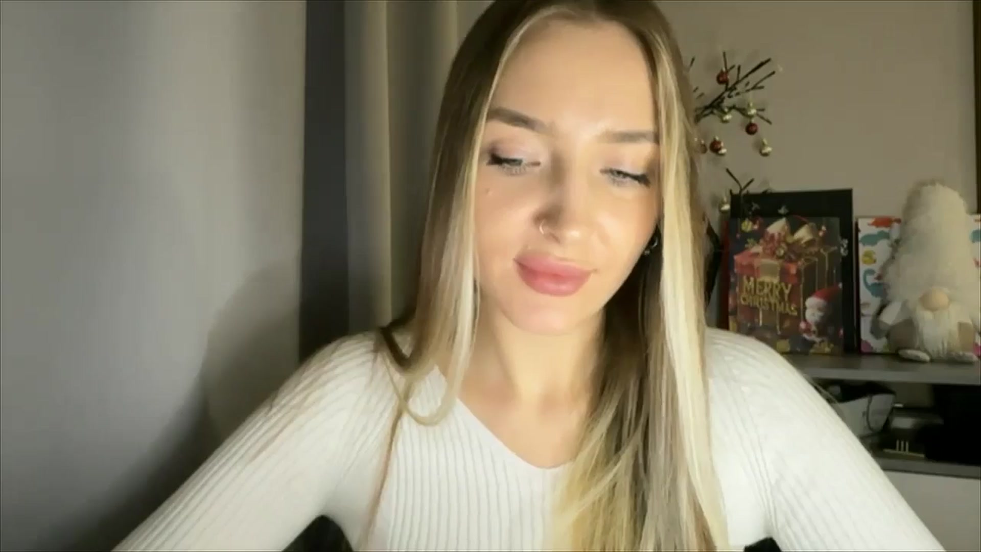 Gallery image thumbnail from My_Diana's myfreecams stream on, 12/20/2024, 16:04 image 19 of 20