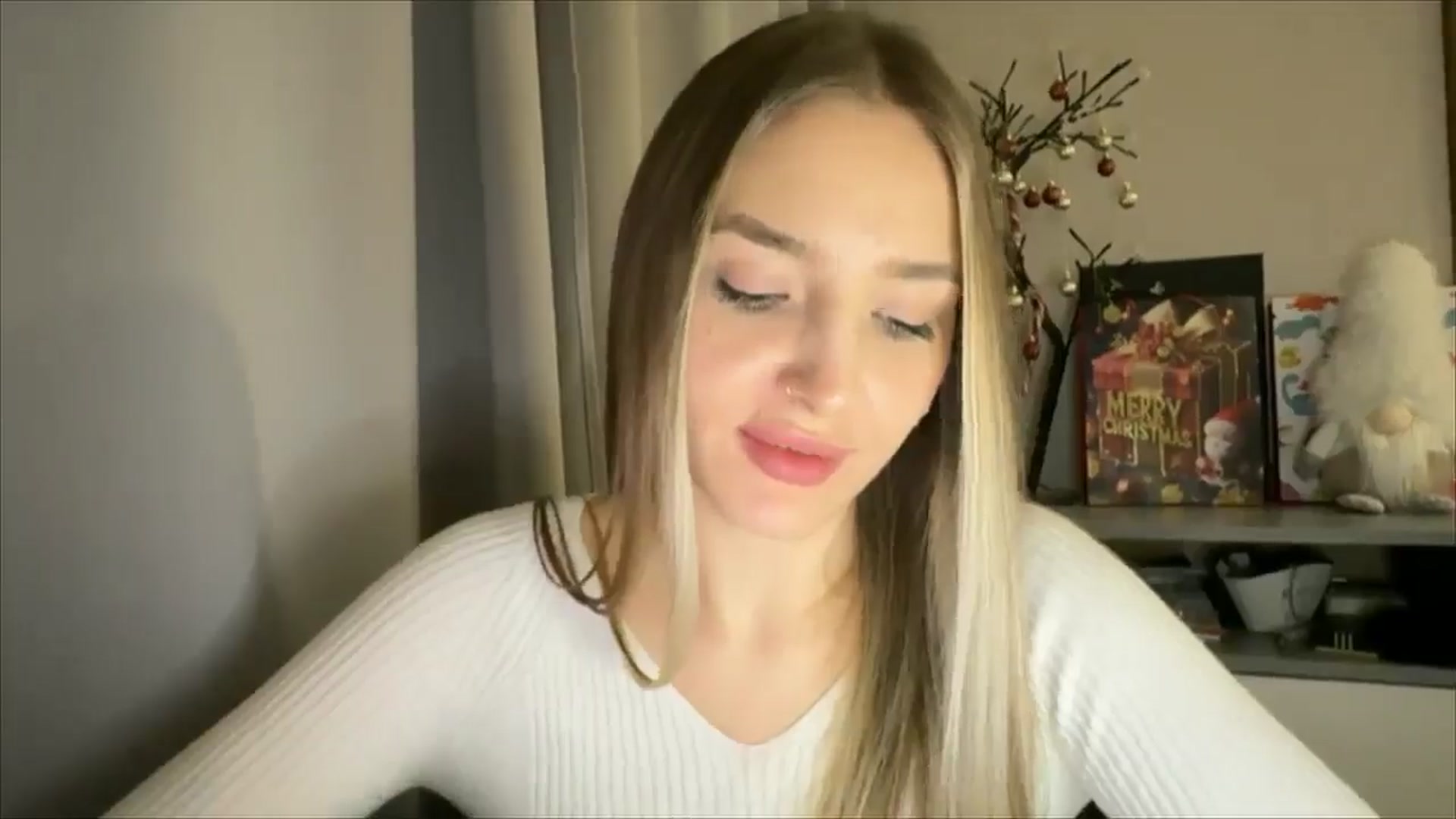 Gallery image thumbnail from My_Diana's myfreecams stream on, 12/20/2024, 23:41 image 3 of 20
