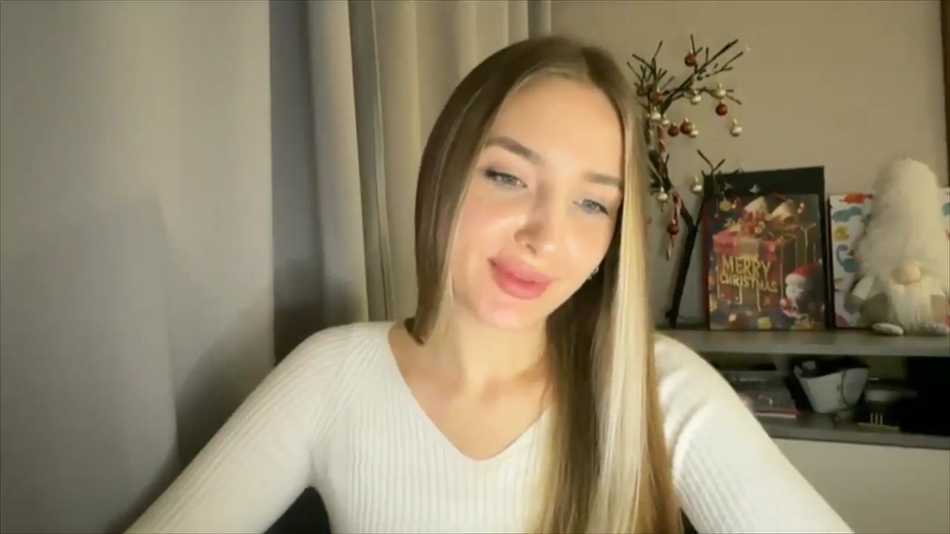 Gallery image thumbnail from My_Diana's myfreecams stream on, 12/20/2024, 23:41 image 6 of 20