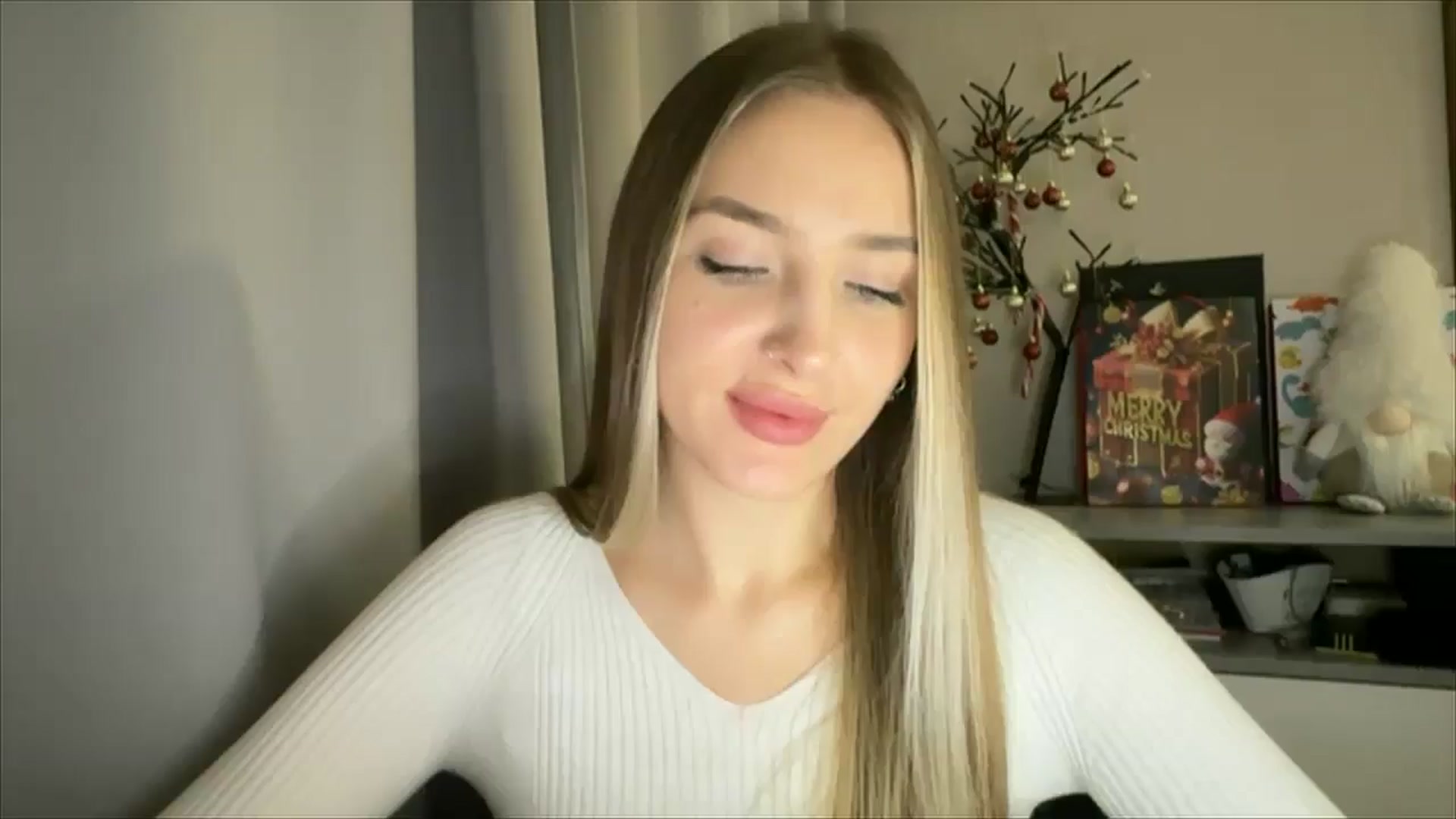 Gallery image thumbnail from My_Diana's myfreecams stream on, 12/20/2024, 23:41 image 2 of 20