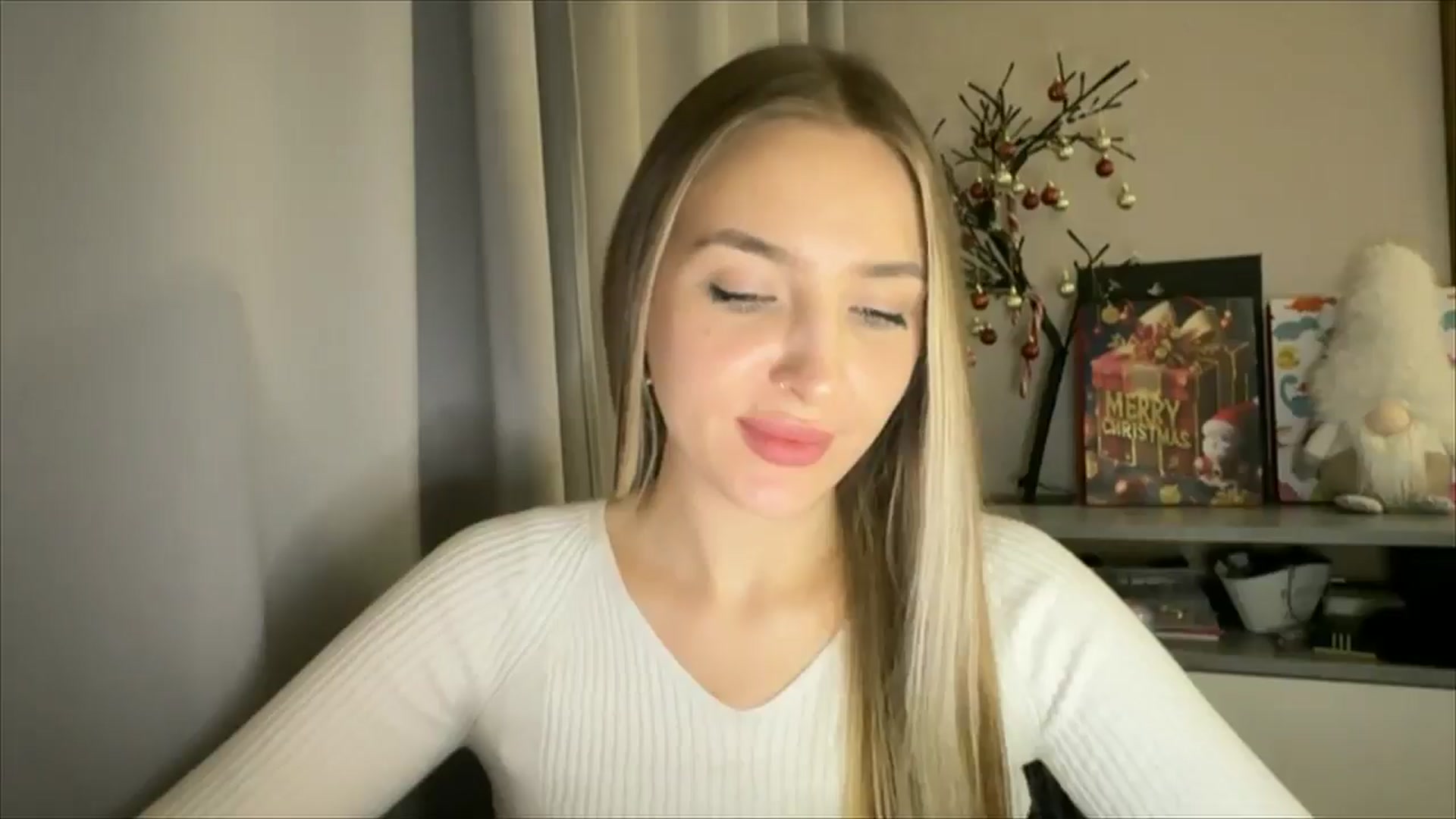 Gallery image thumbnail from My_Diana's myfreecams stream on, 12/20/2024, 23:41 image 13 of 20