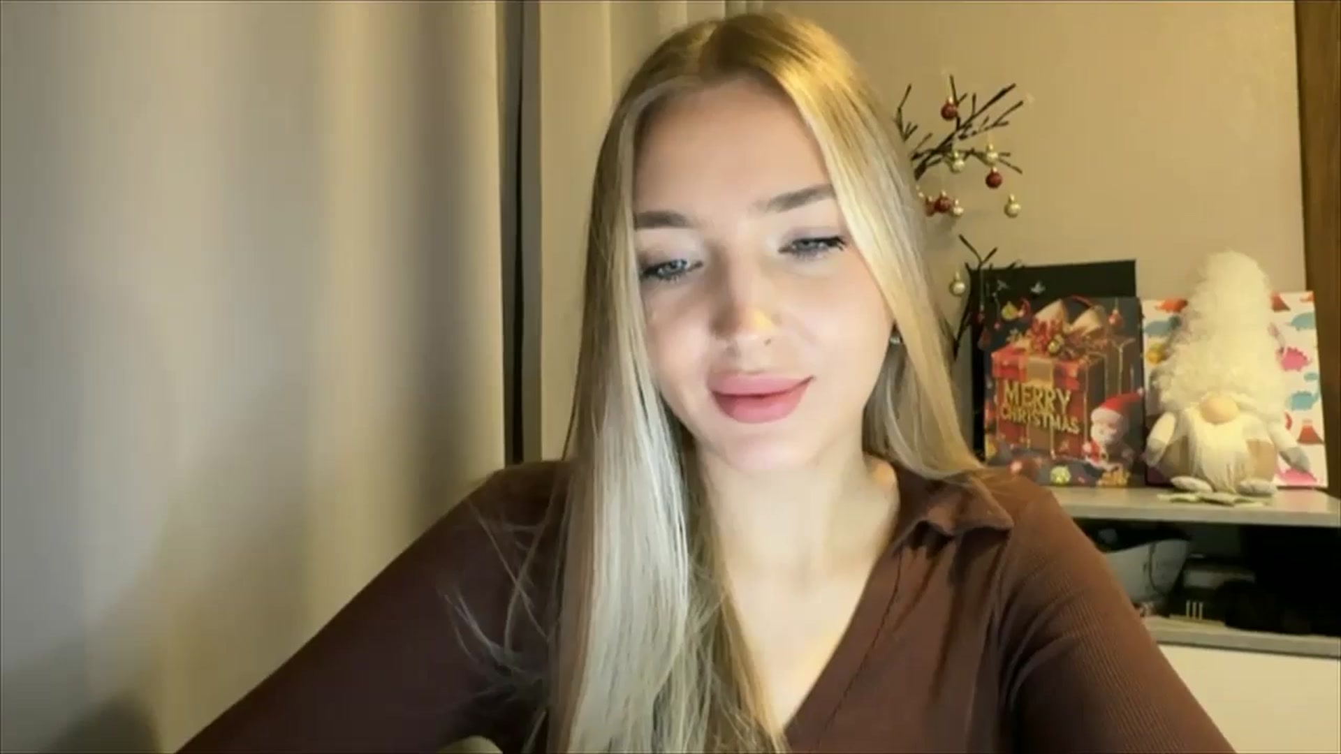 Gallery image thumbnail from My_Diana's myfreecams stream on, 12/21/2024, 16:22 image 7 of 20