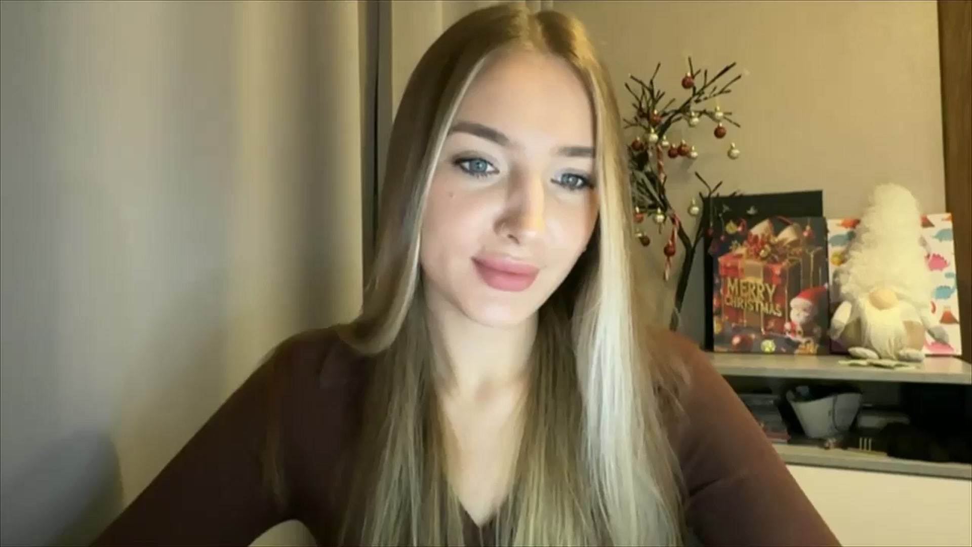 Gallery image thumbnail from My_Diana's myfreecams stream on, 12/21/2024, 16:22 image 3 of 20
