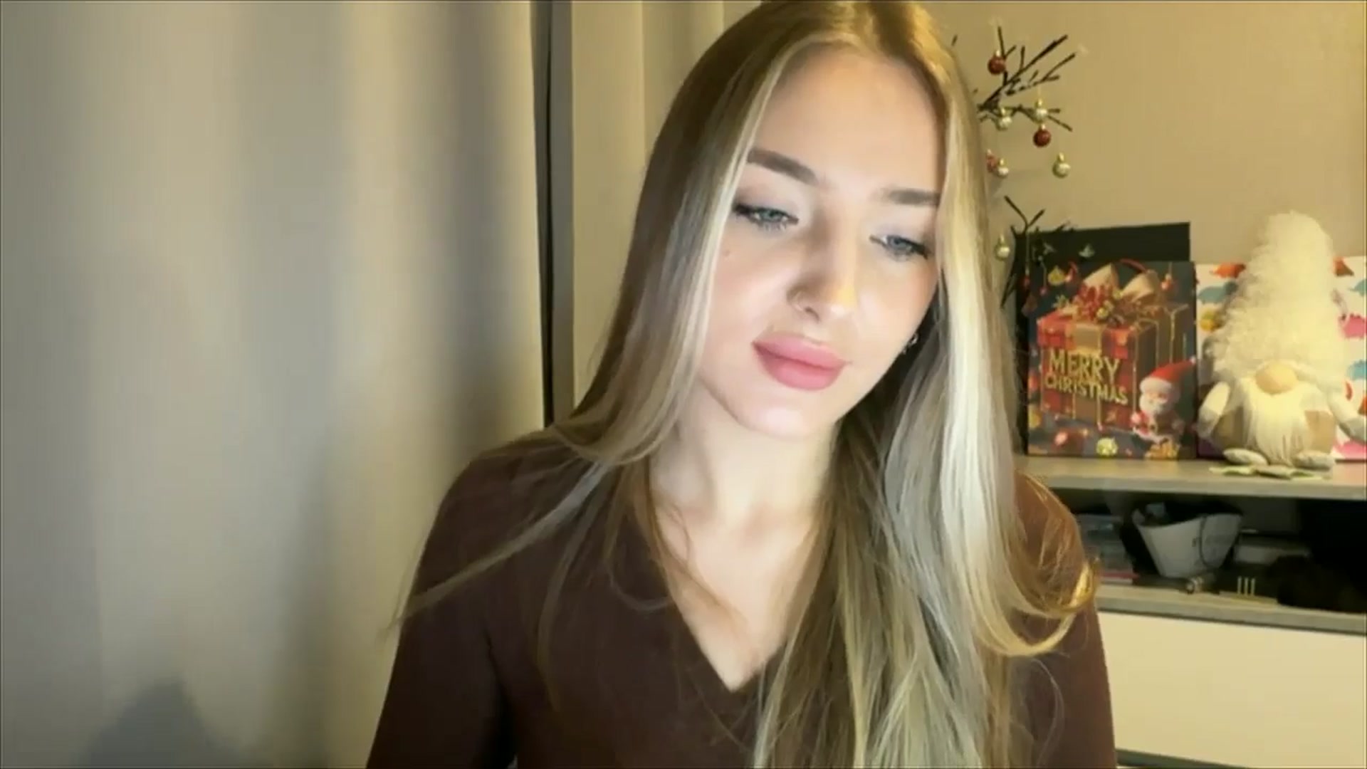 Gallery image thumbnail from My_Diana's myfreecams stream on, 12/21/2024, 16:22 image 12 of 20