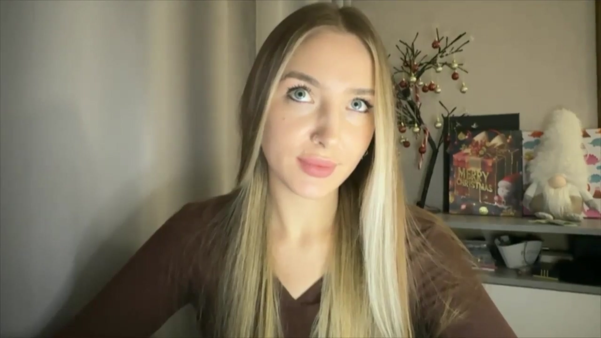 Gallery image thumbnail from My_Diana's myfreecams stream on, 12/21/2024, 16:22 image 16 of 20