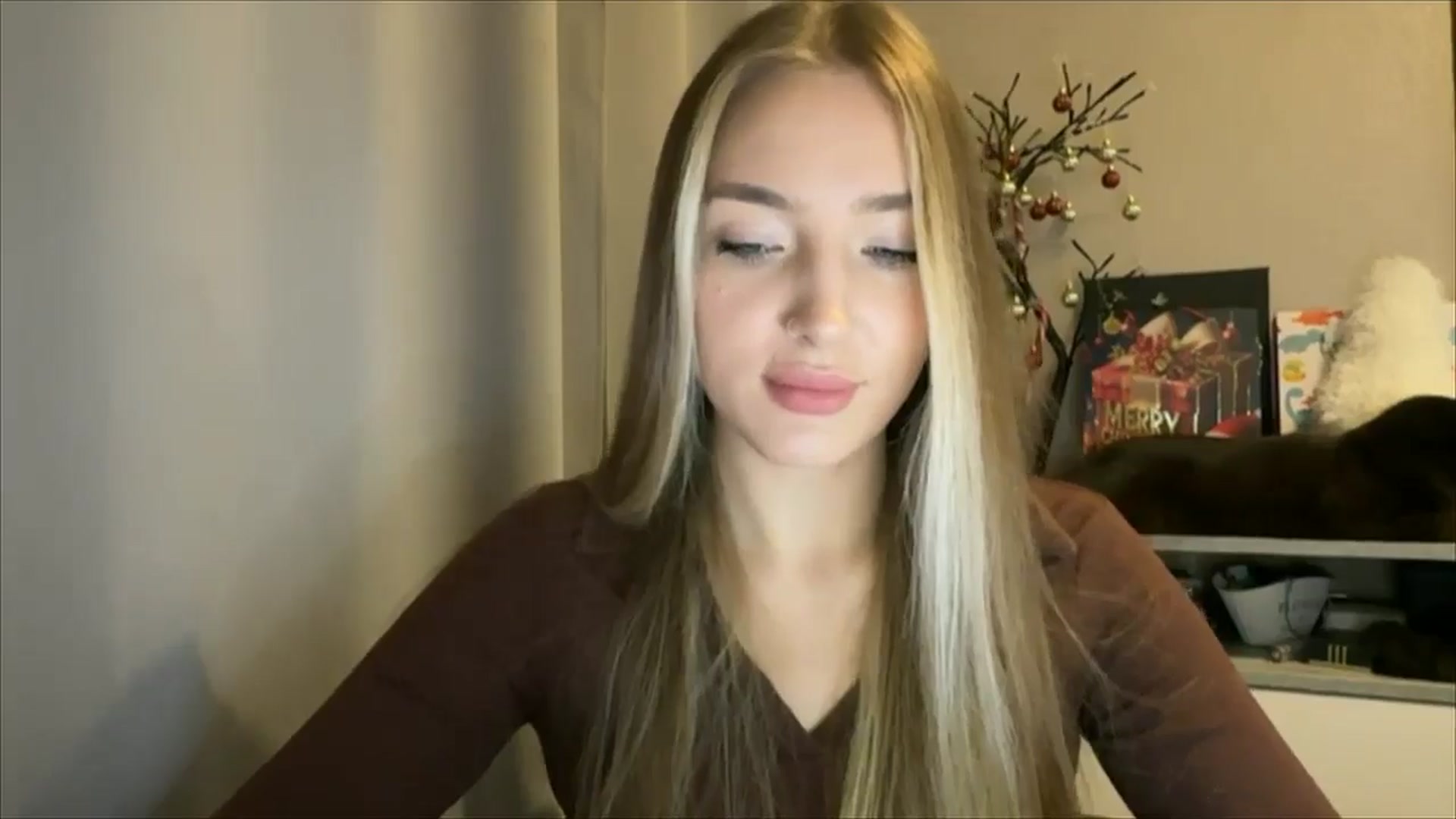 Gallery image thumbnail from My_Diana's myfreecams stream on, 12/21/2024, 16:22 image 2 of 20