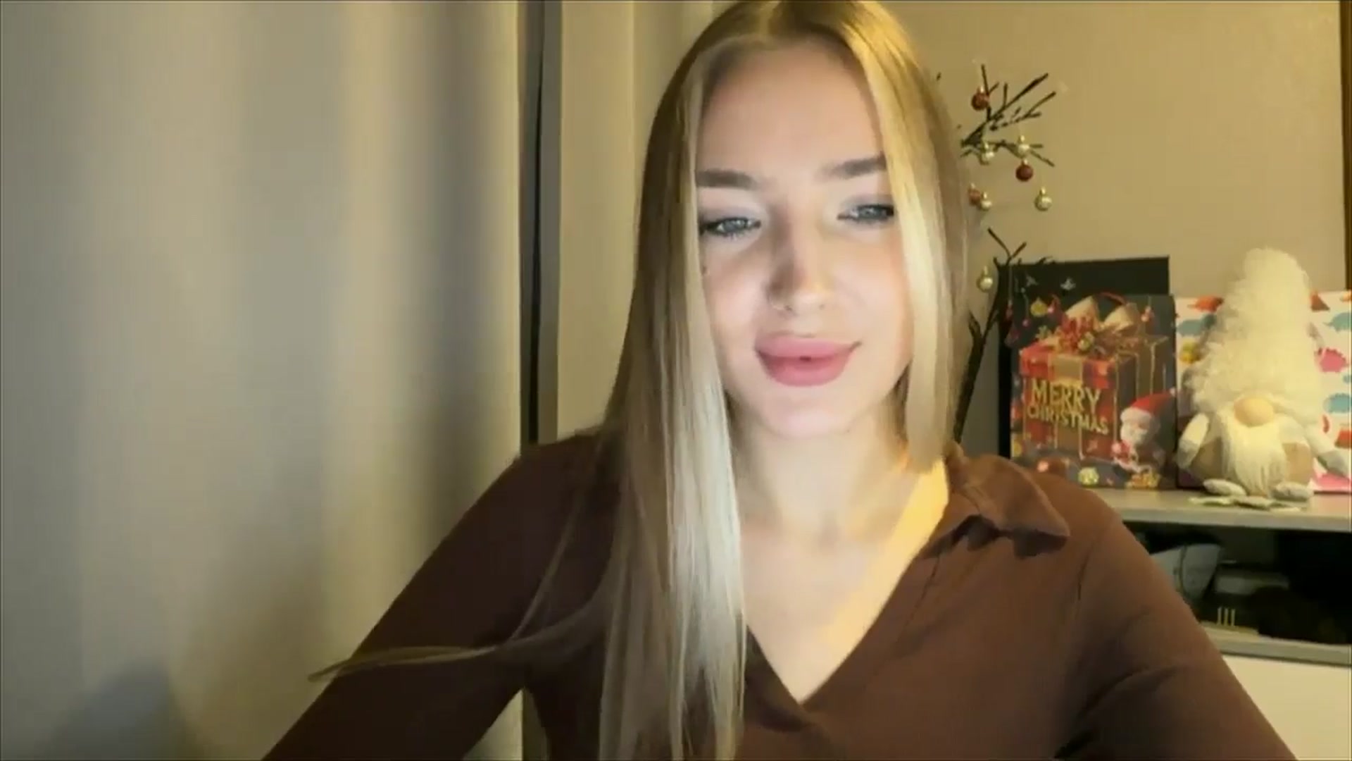 Gallery image thumbnail from My_Diana's myfreecams stream on, 12/21/2024, 16:22 image 15 of 20
