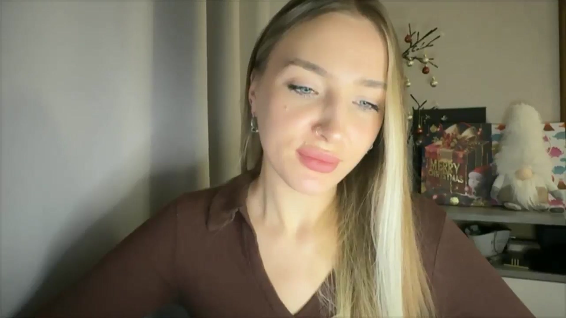 Gallery image thumbnail from My_Diana's myfreecams stream on, 12/21/2024, 22:26 image 16 of 20