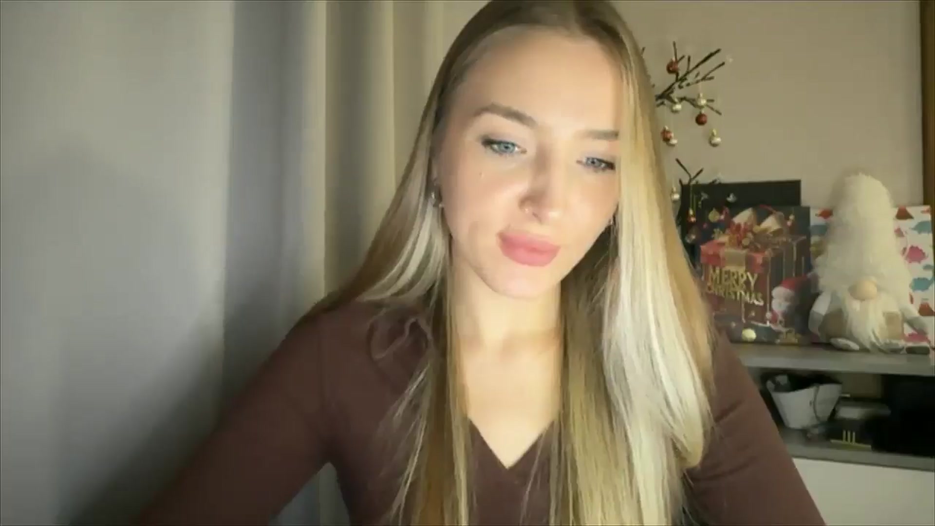 Gallery image thumbnail from My_Diana's myfreecams stream on, 12/21/2024, 22:26 image 6 of 20