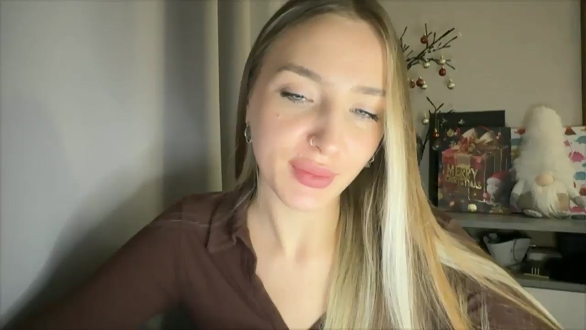 Gallery image thumbnail from My_Diana's myfreecams stream on, 12/21/2024, 23:28 image 1 of 20
