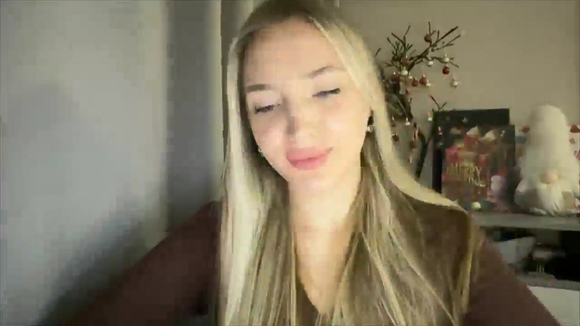 Gallery image thumbnail from My_Diana's myfreecams stream on, 12/21/2024, 23:28 image 10 of 20
