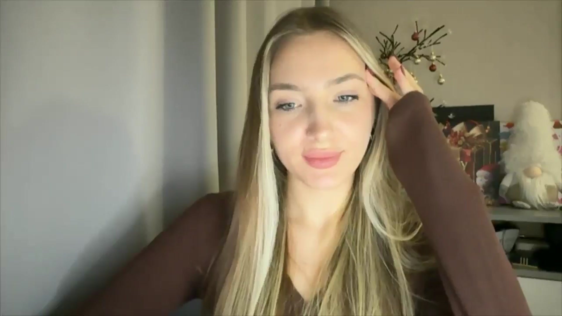 Gallery image thumbnail from My_Diana's myfreecams stream on, 12/21/2024, 23:28 image 12 of 20