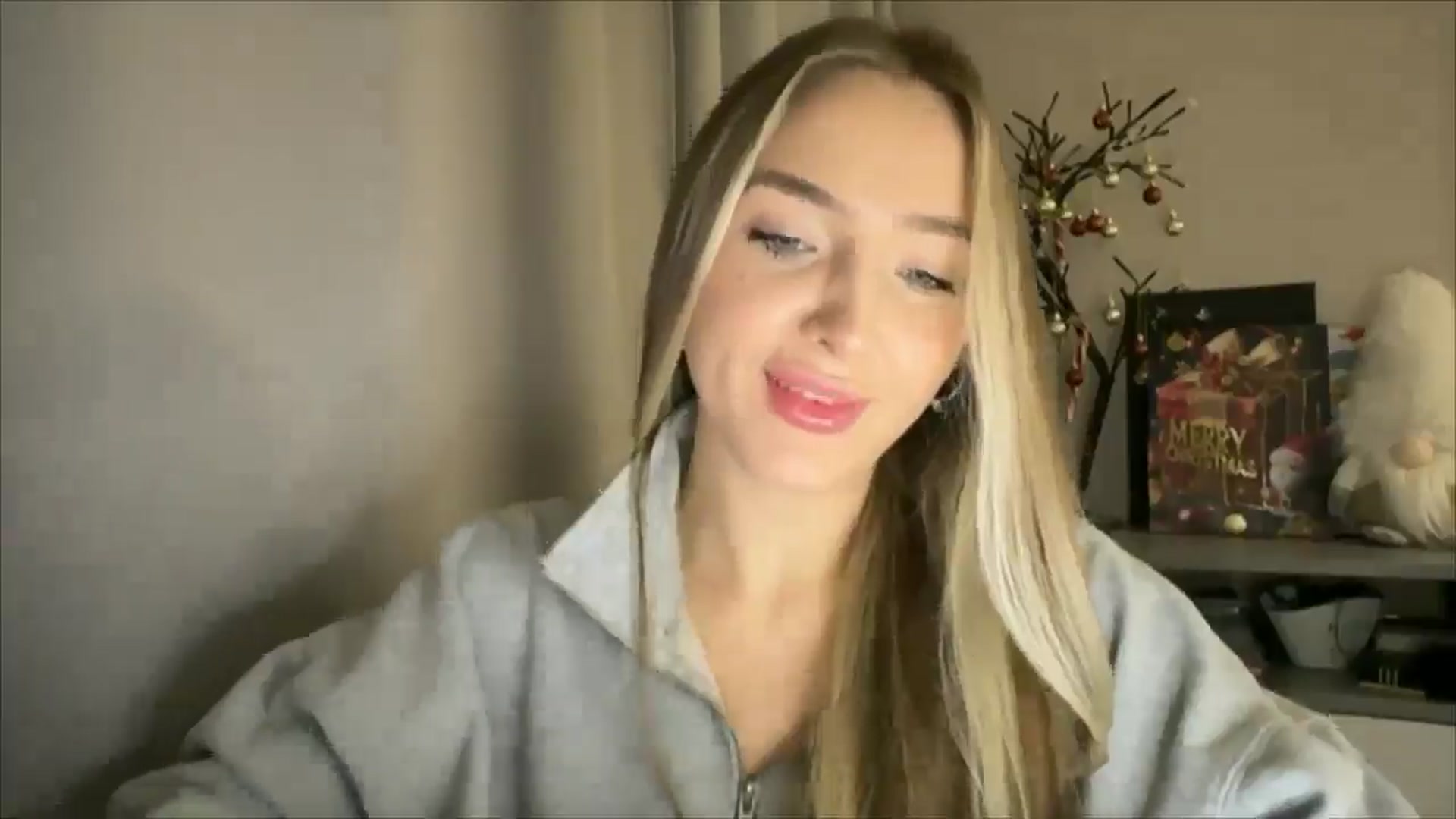Gallery image thumbnail from My_Diana's myfreecams stream on, 12/22/2024, 15:27 image 12 of 20
