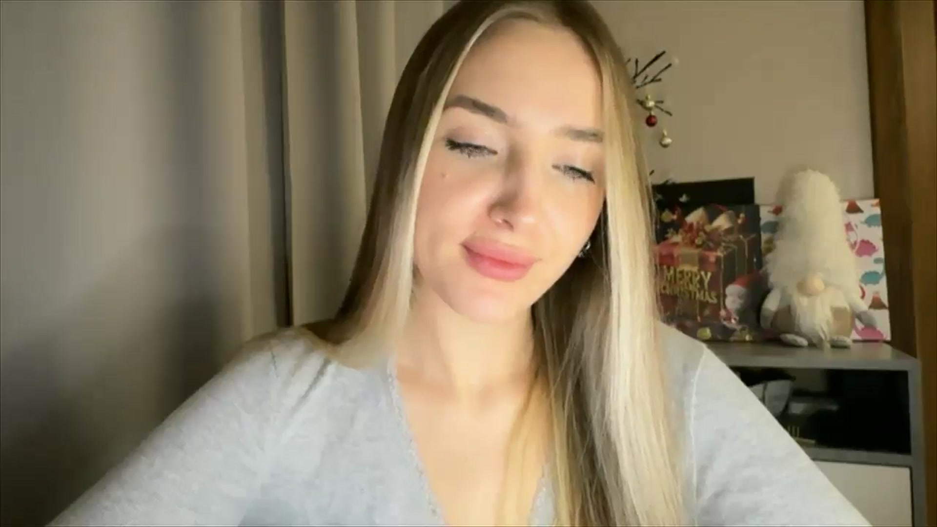 Gallery image thumbnail from My_Diana's myfreecams stream on, 12/22/2024, 22:07 image 13 of 20