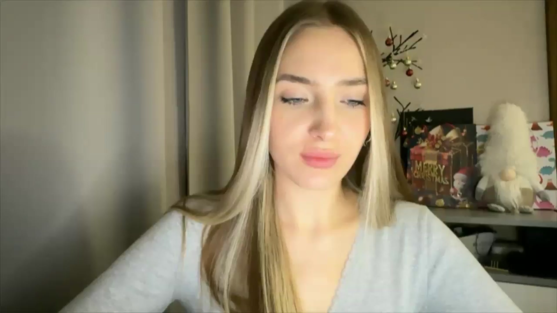 Gallery image thumbnail from My_Diana's myfreecams stream on, 12/22/2024, 22:07 image 18 of 20