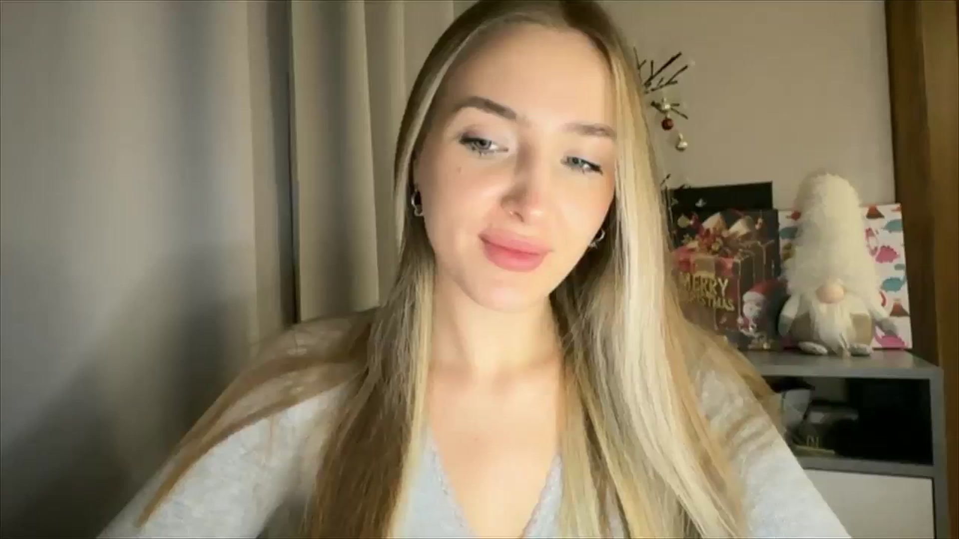 Gallery image thumbnail from My_Diana's myfreecams stream on, 12/22/2024, 22:07 image 11 of 20
