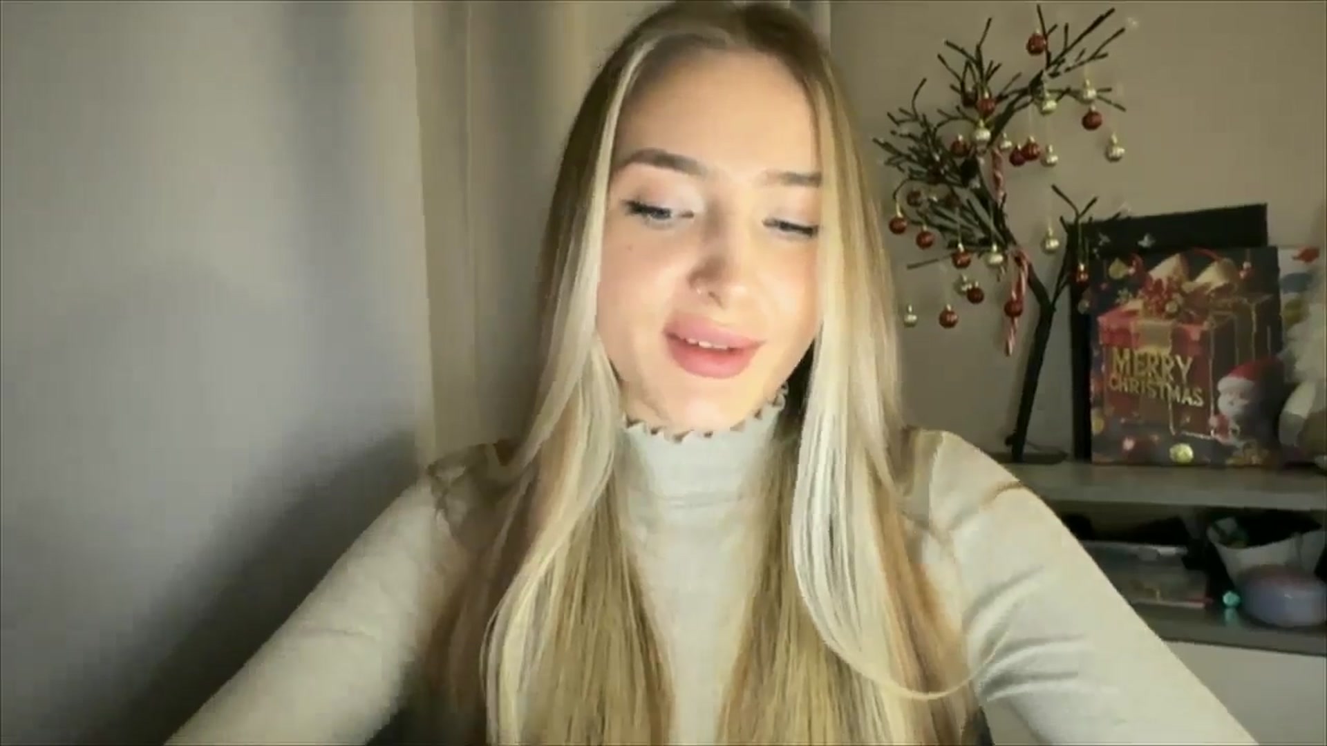 Gallery image thumbnail from My_Diana's myfreecams stream on, 12/25/2024, 15:47 image 14 of 20