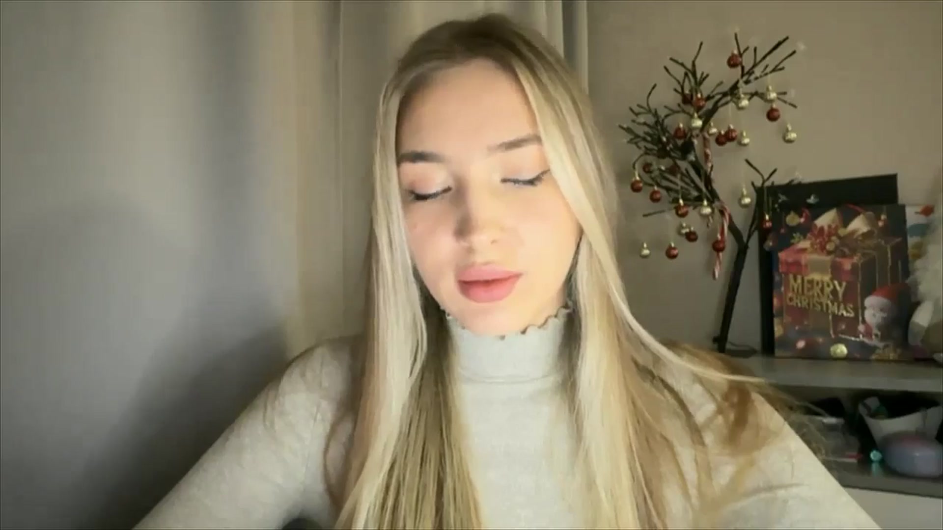Gallery image thumbnail from My_Diana's myfreecams stream on, 12/25/2024, 15:47 image 9 of 20