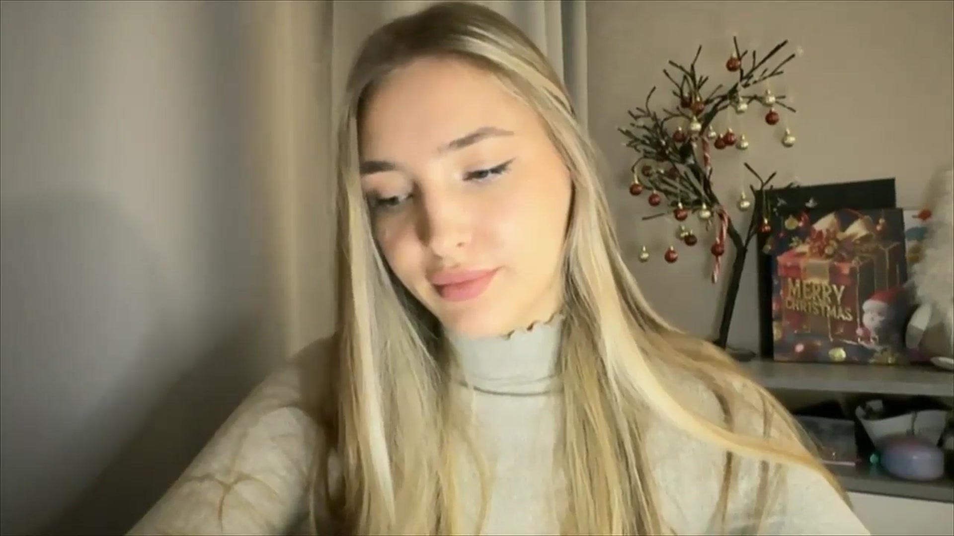 Gallery image thumbnail from My_Diana's myfreecams stream on, 12/25/2024, 15:47 image 4 of 20