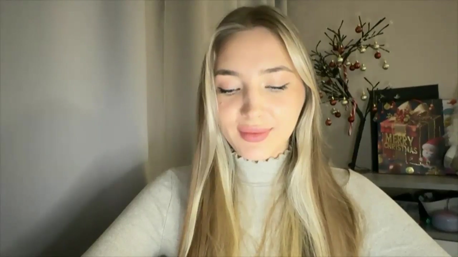 Gallery image thumbnail from My_Diana's myfreecams stream on, 12/25/2024, 15:47 image 8 of 20