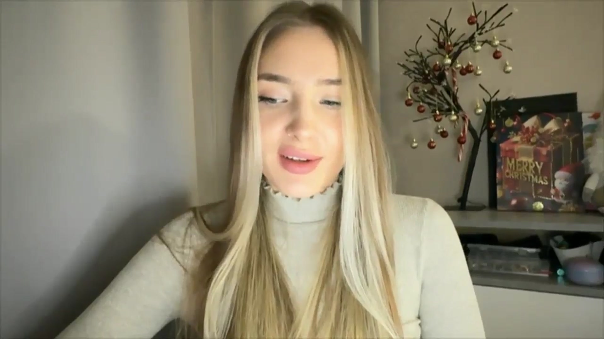 Gallery image thumbnail from My_Diana's myfreecams stream on, 12/25/2024, 15:47 image 15 of 20