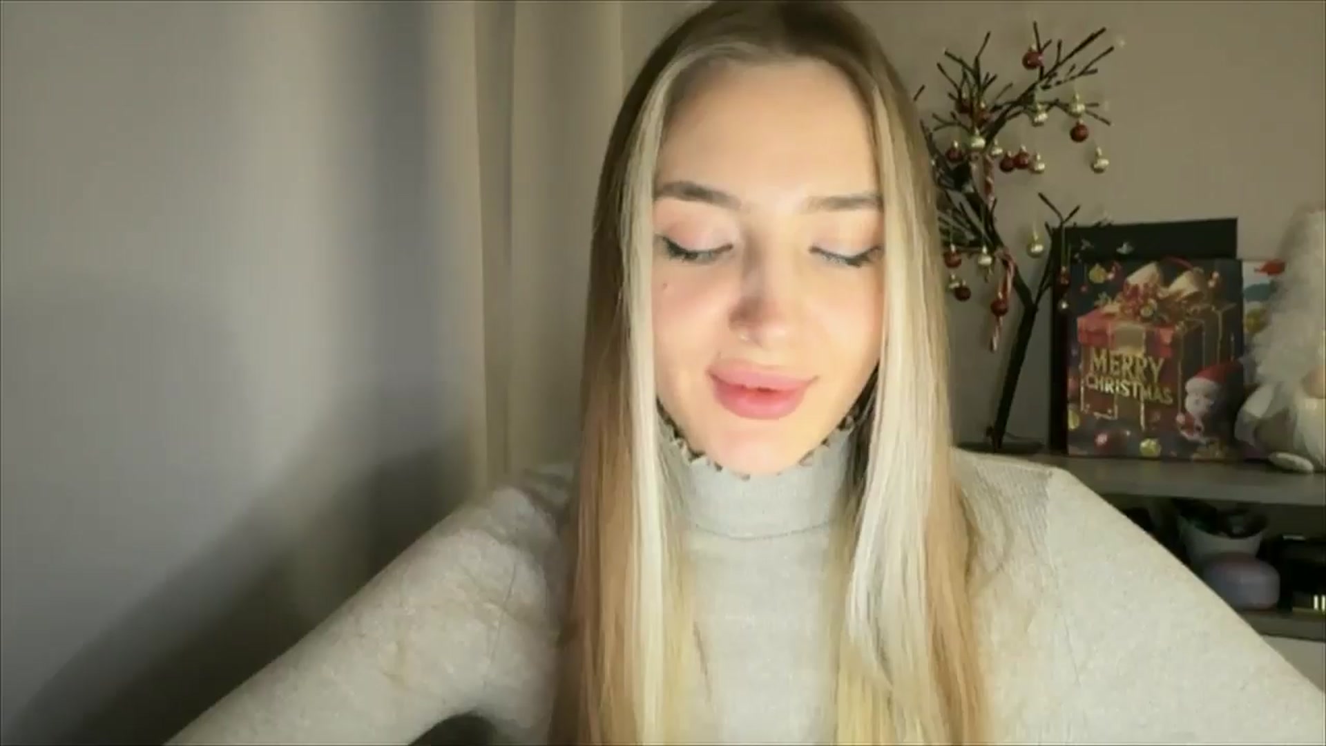 Gallery image thumbnail from My_Diana's myfreecams stream on, 12/25/2024, 23:03 image 13 of 20