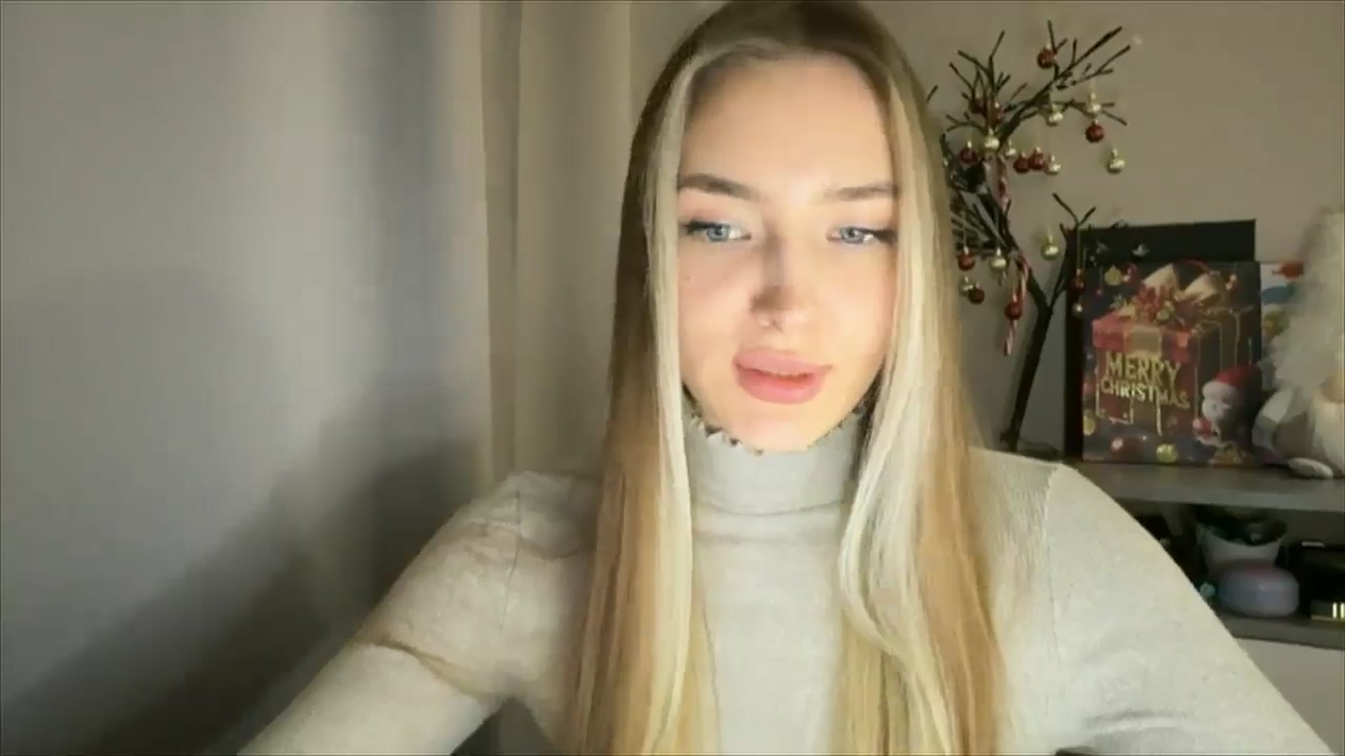Gallery image thumbnail from My_Diana's myfreecams stream on, 12/25/2024, 23:03 image 12 of 20