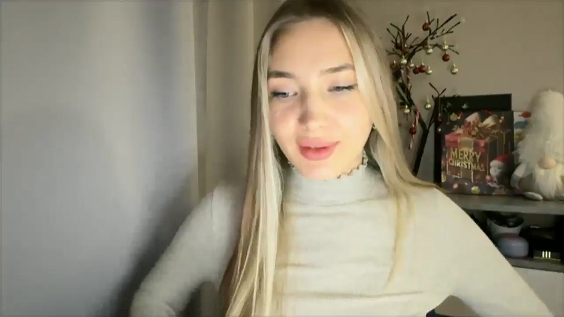 Gallery image thumbnail from My_Diana's myfreecams stream on, 12/25/2024, 23:03 image 7 of 20
