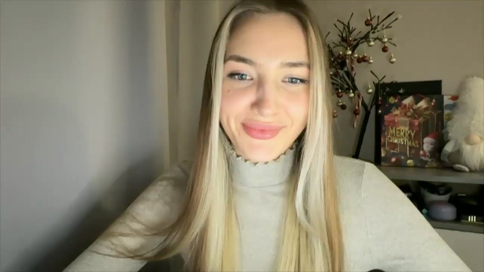 Gallery image thumbnail from My_Diana's myfreecams stream on, 12/25/2024, 23:03 image 10 of 20
