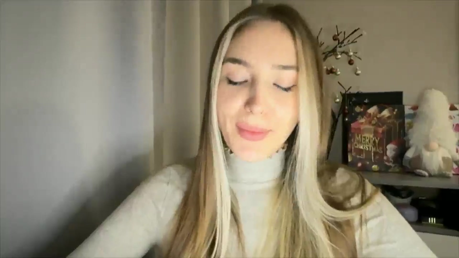 Gallery image thumbnail from My_Diana's myfreecams stream on, 12/25/2024, 23:03 image 4 of 20