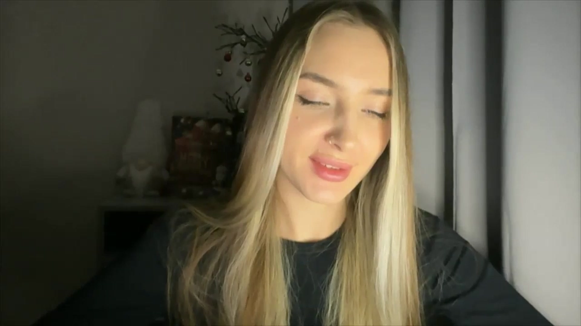 Gallery image thumbnail from My_Diana's myfreecams stream on, 12/26/2024, 15:48 image 20 of 20
