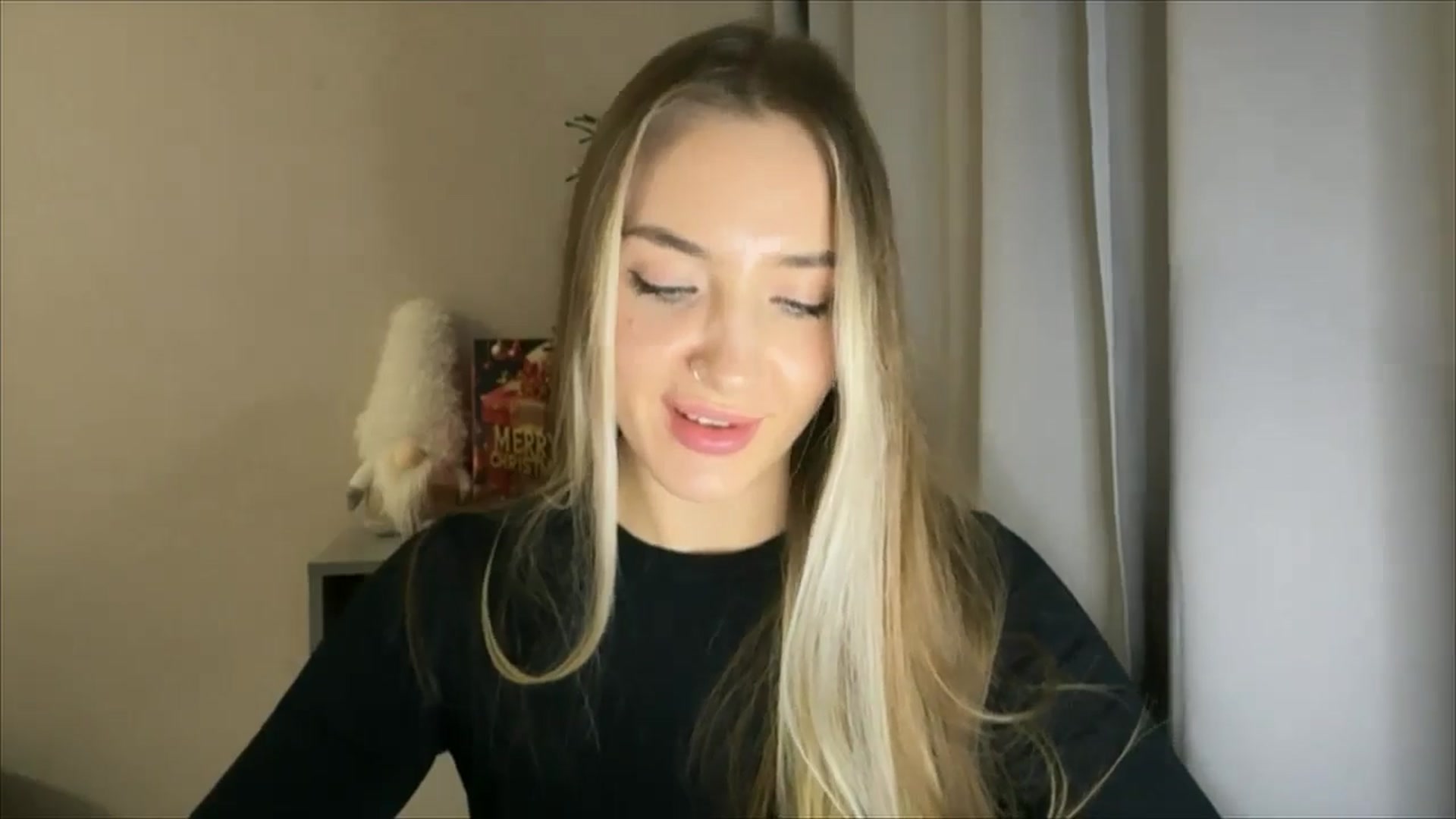 Gallery image thumbnail from My_Diana's myfreecams stream on, 12/26/2024, 17:02 image 13 of 20